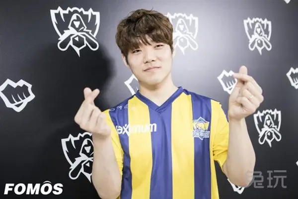 Lpl换人哪家强 Vg一年换三人成lol打野坟墓 哔哩哔哩