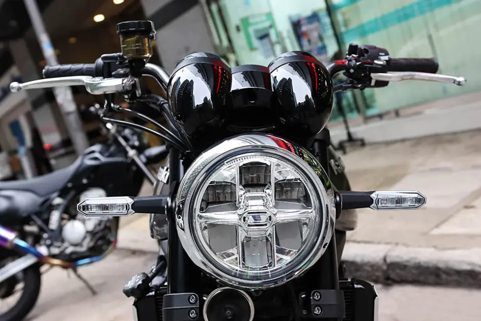 不可多得的日系复古街车款川崎z900rs实拍 哔哩哔哩