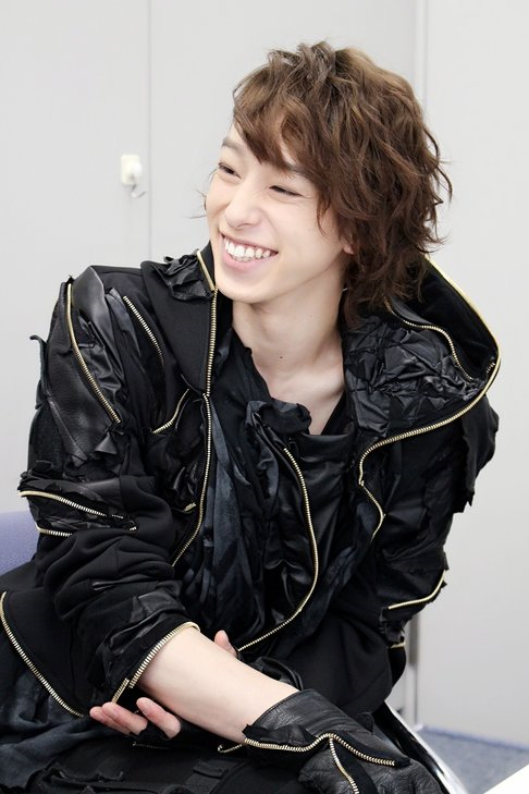 [访谈翻译] 舞台『弥赛亚 月詠乃刻』杉江大志×長江崚行×山沖勇輝采访 哔哩哔哩