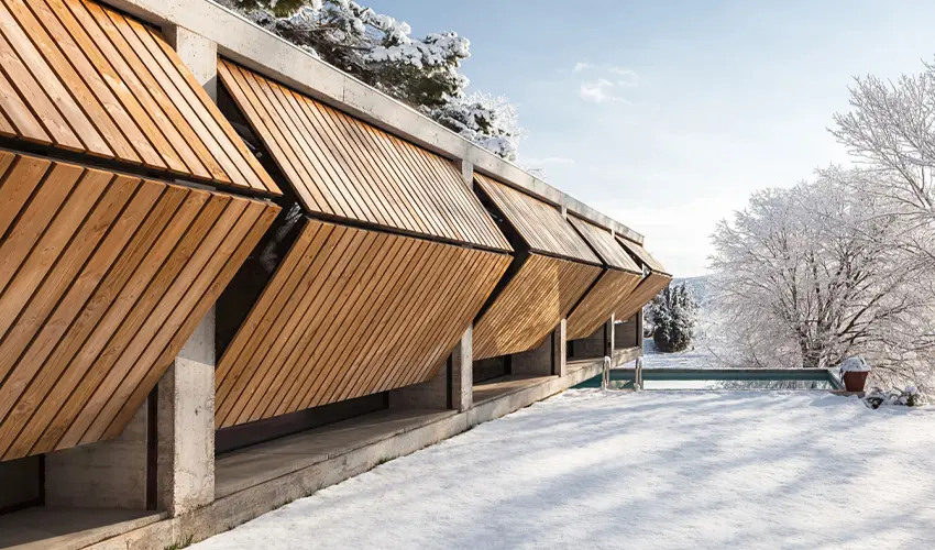 电动折叠木格栅 西班牙隐没于山坡的自然系建筑 哔哩哔哩