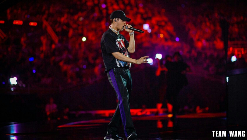 突然的有感而发 (王嘉尔)