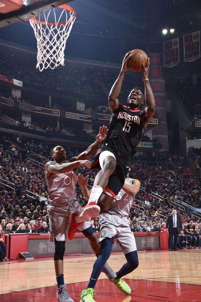 16分8板!火箭旧将宝刀未老,卡佩拉该向他请教