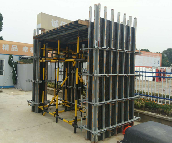 建筑施工单位选择新型钢背楞体系的真正原因