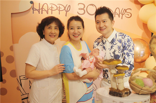 央视少儿栏目主持人丨红果果绿泡泡爱她就带她来禧月阁