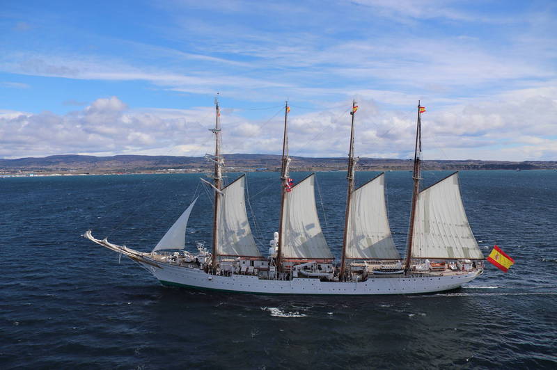亚太军演气氛组,西班牙海军派艘帆船,敷衍美国亚太航行自由号召