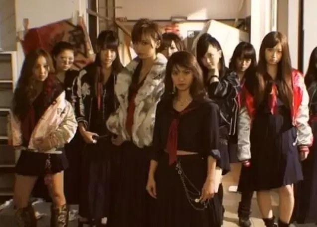 棒球棍 太刀 不良jk和她们独特气质的jk制服 哔哩哔哩