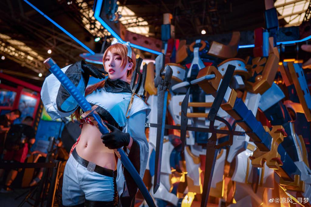 重装战姬 高冷御姐 @柚子pomelo呀