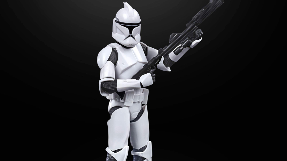 头盔顶部的鳍型头饰以及面部的t型护目镜等是第一代克隆人盔甲的陶鼢