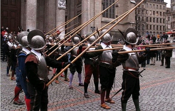 假如日本战国有南蛮胴足轻