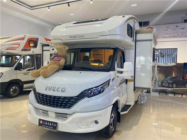 2020款铂驰帕亚尼 进口依维柯房车 国六排放 全国上牌