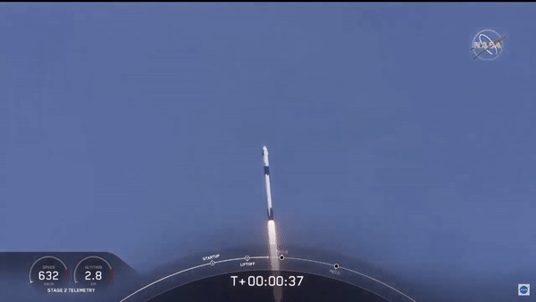 火箭上天动图图片