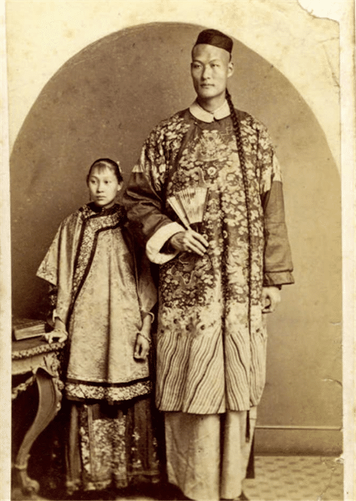 清朝巨人詹世钗:身高3.19米,入英国籍娶英国妻,后来儿女如何?