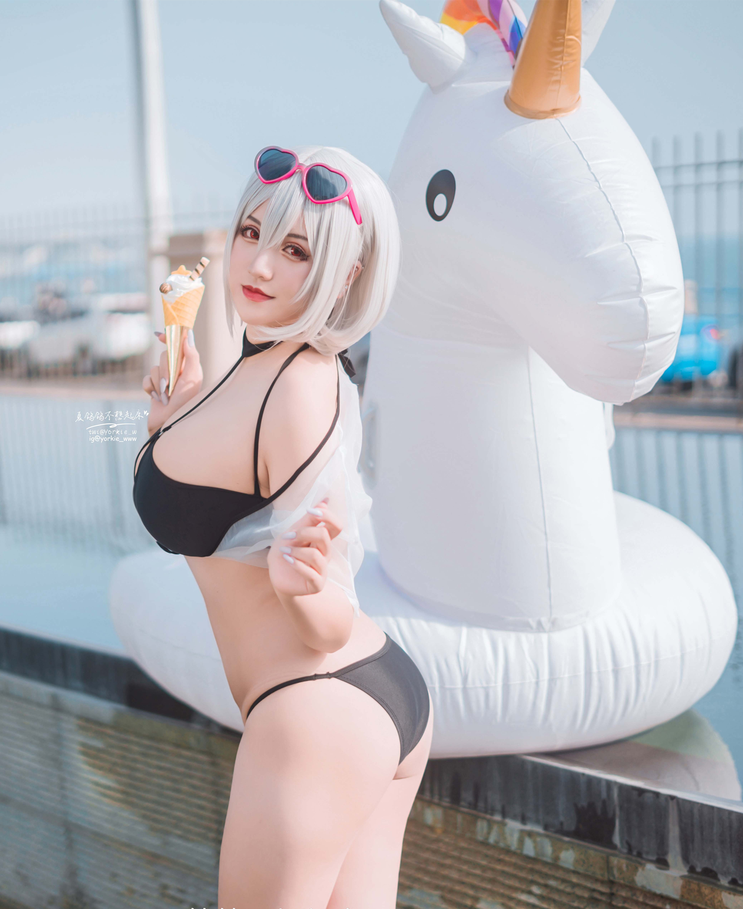 夏鸽鸽不想起床碧蓝航线天狼星cosplay1