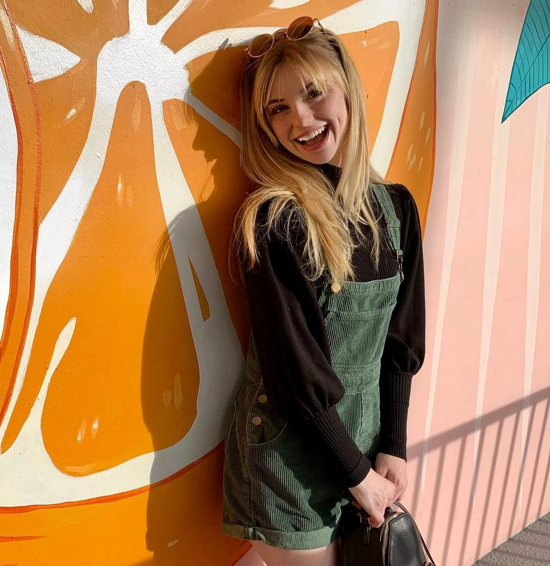 起底抖音正妹！可愛咖啡店員《Jenna Renée》相見秒戀愛的魅力無可抵擋！ - 哔哩哔哩