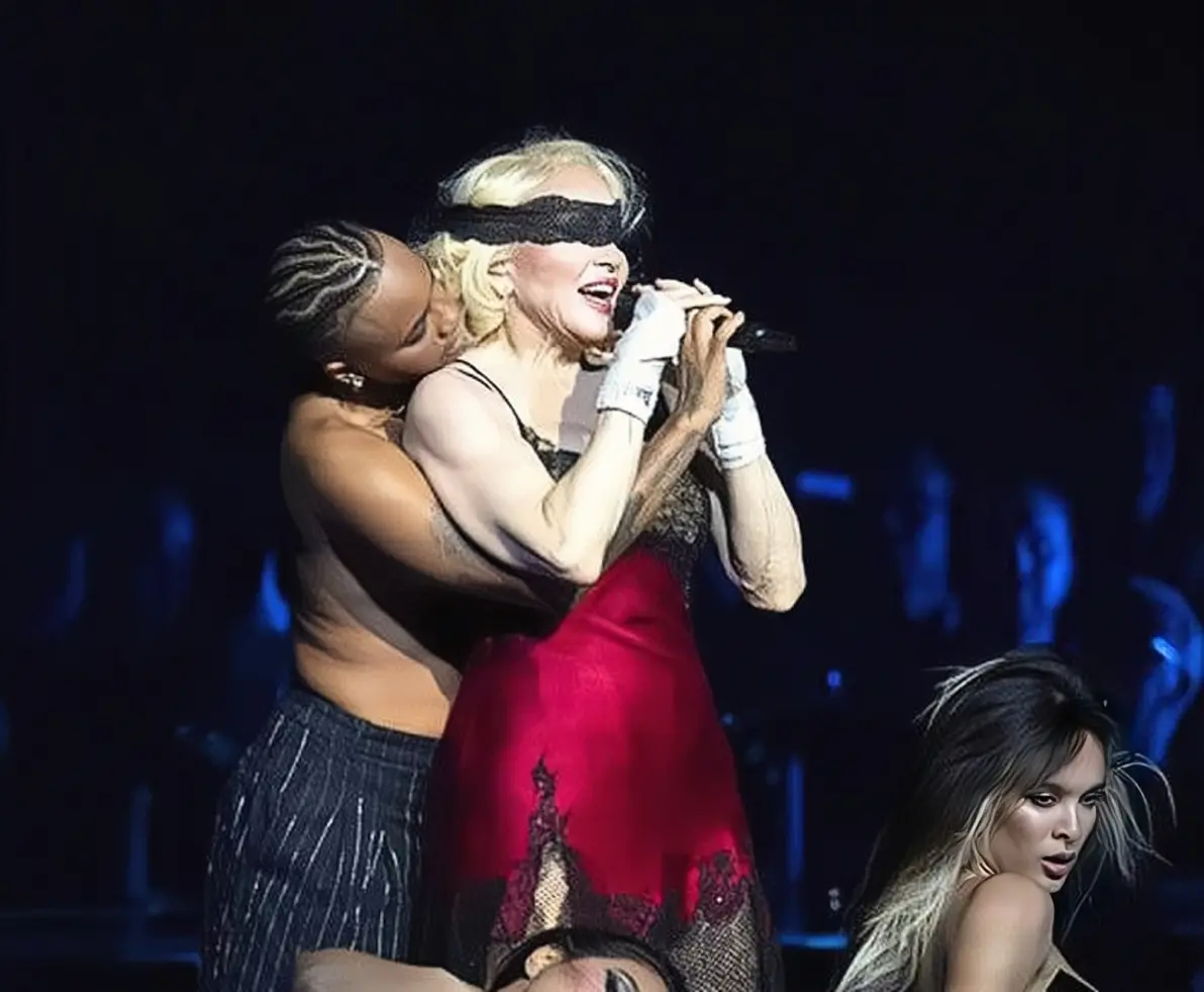 麦当娜舞台近照遭曝光,65岁身材不输拉尔萨,网友:精神好!