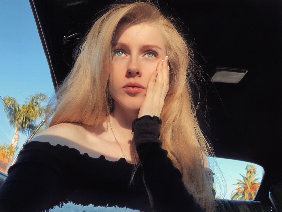 每天分享一个美女——Msfiiire - 哔哩哔哩