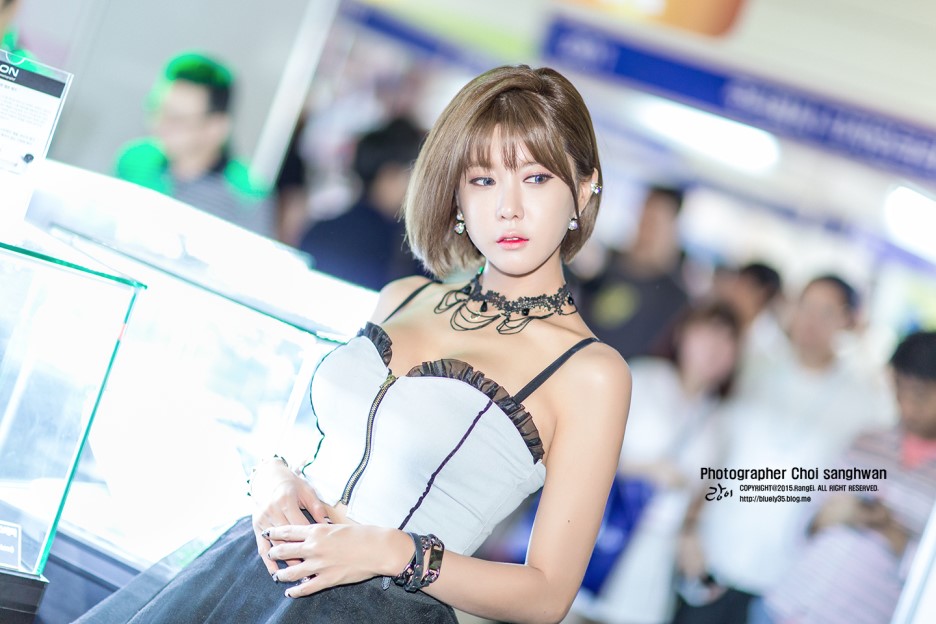 性感美女车模 许允美 第二弹