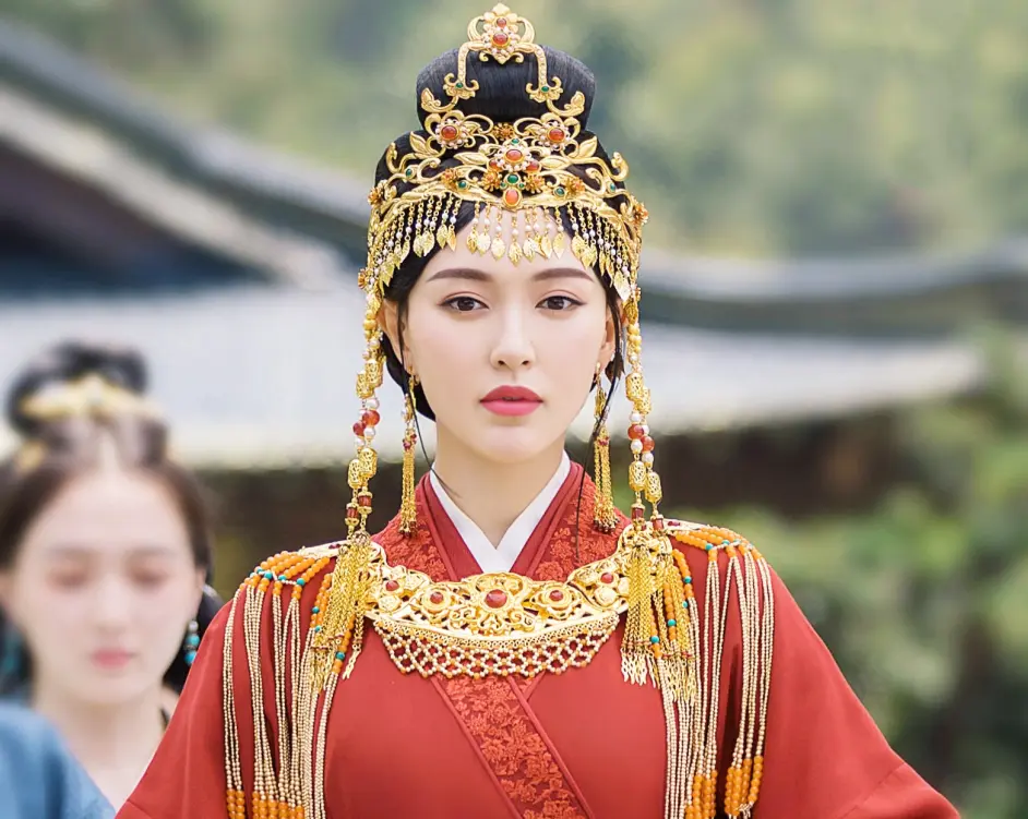 每次都碰到演技更好的女二 从热巴到佘诗曼 她真是运气不好吗 哔哩哔哩