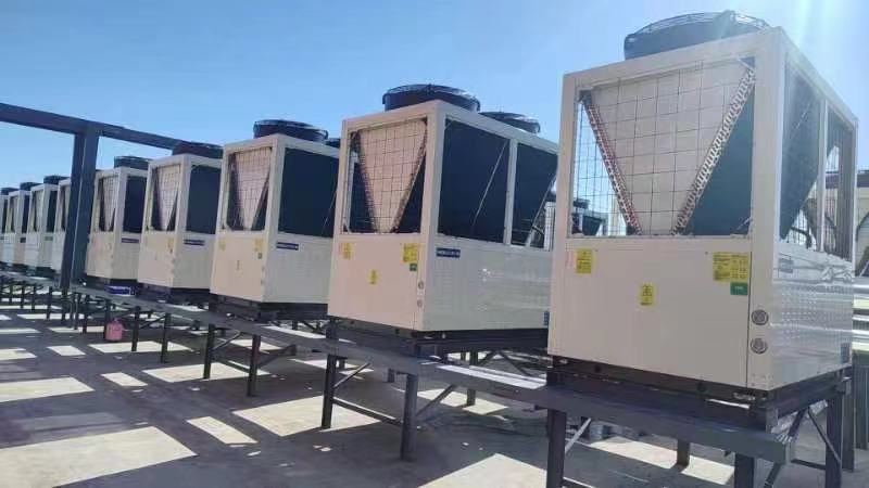 AC米兰官网-戴纳斯帝申请一种空气源热泵专利可根据温度控制热交换通道导通数量