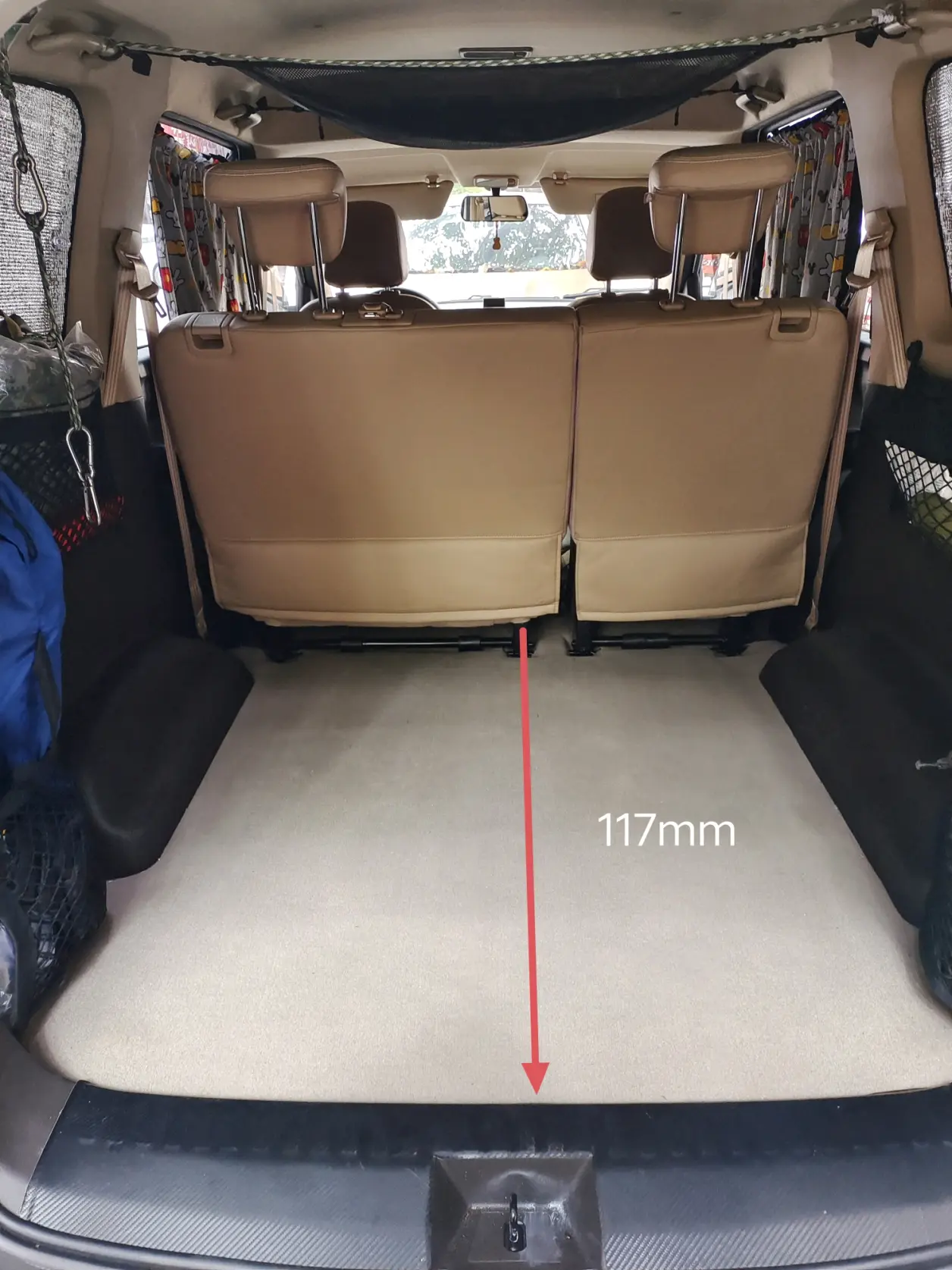 五菱宏光s后备箱尺寸整体测量如下图 - 哔哩哔哩