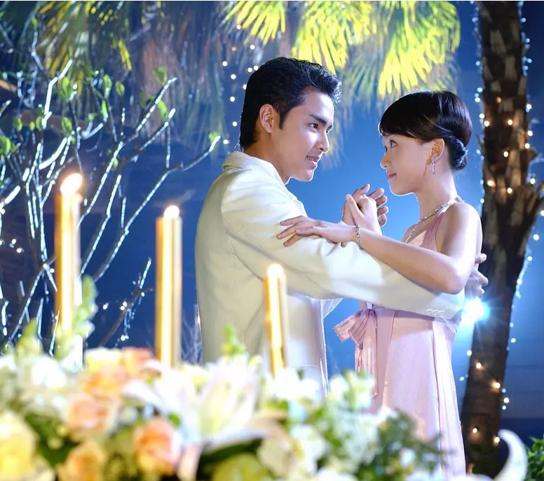 车祸失忆三角恋!王子和灰姑娘的故事!新版王子