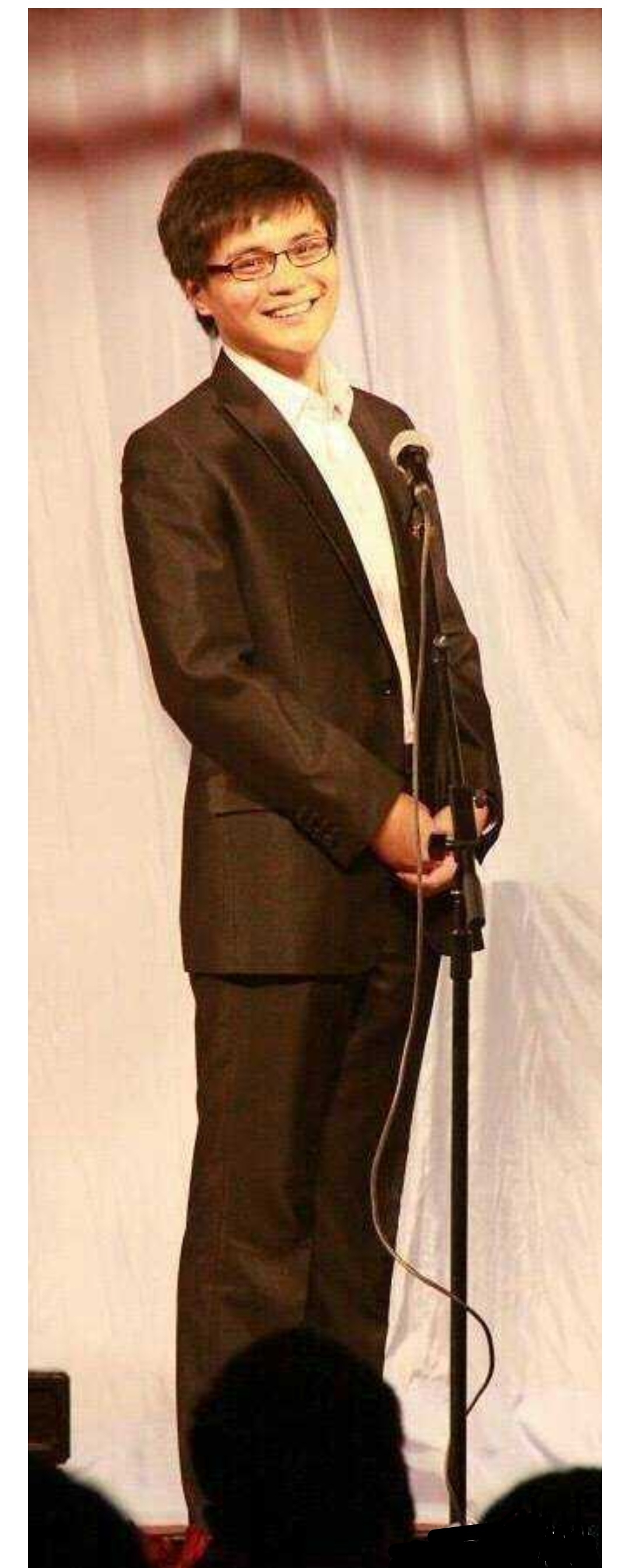 其实吧……我就是……想把这张巨幅照片发出来|ω) 昨天听了一段相声