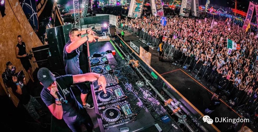 音乐节dj往往只注重前者.