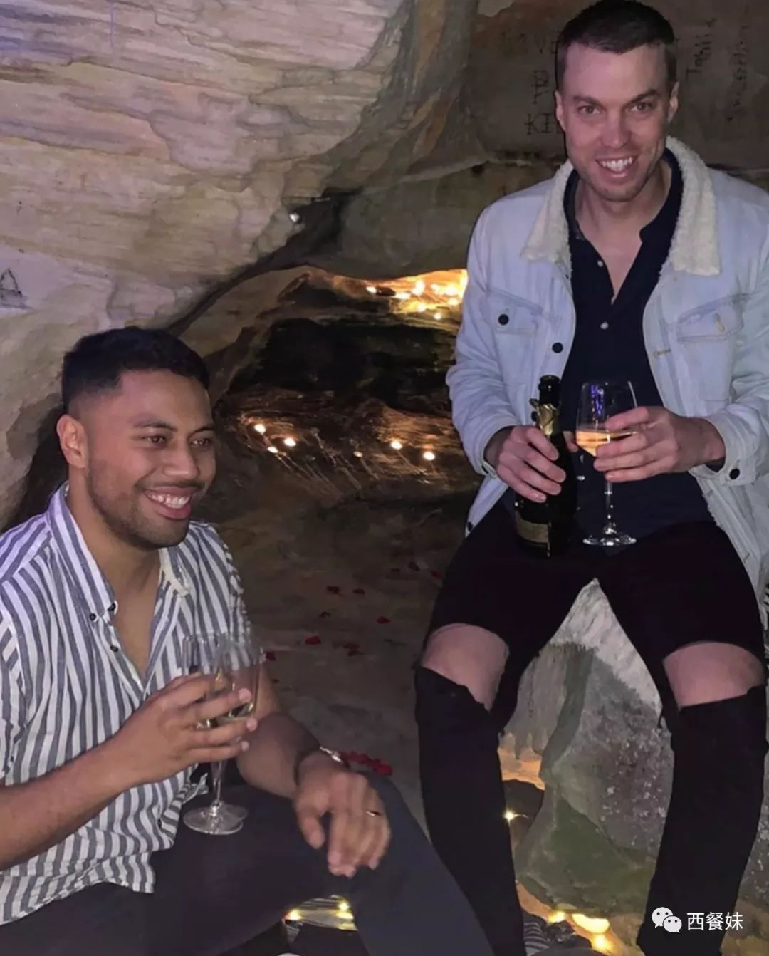 X Factor选秀明星被男友浪漫求婚视频走红外网