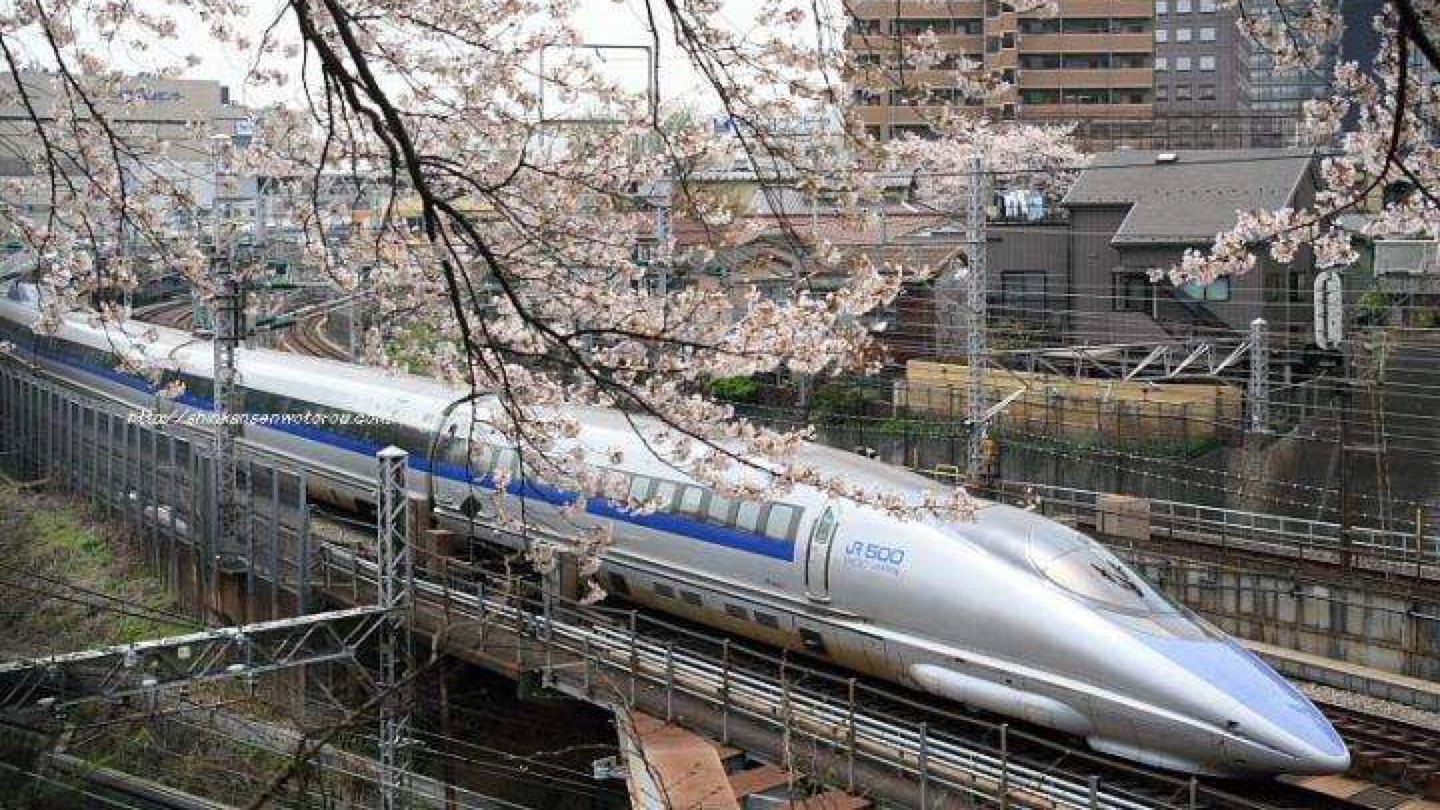 日本新干线N700S列车正式运行