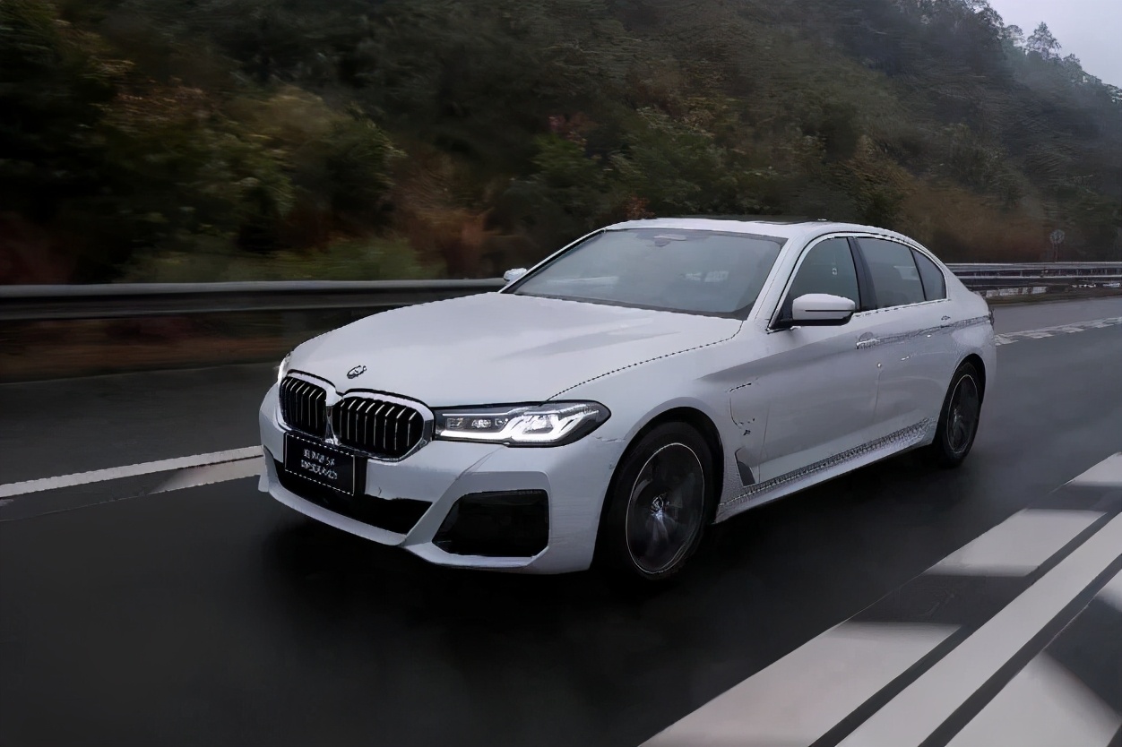 创新可持续丨全新升级后的新bmw5系插电式混合动力车型