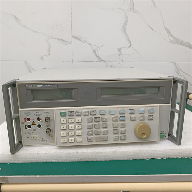 福禄克5522A多功能校准仪FLUKE5522A 哔哩哔哩