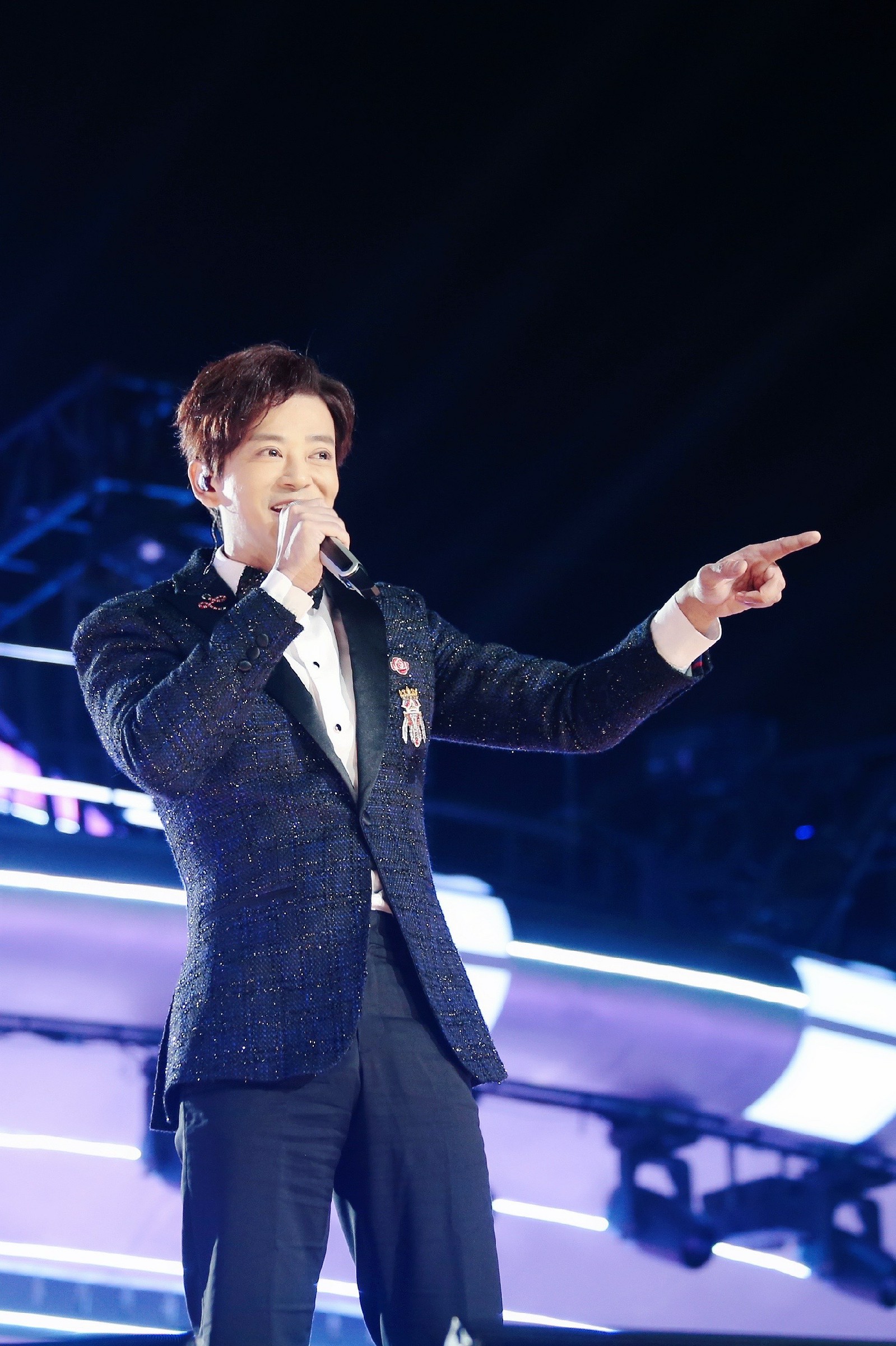 陈晓东首登内地跨年演唱会 追光吧哥哥两度夺冠加入王炸组