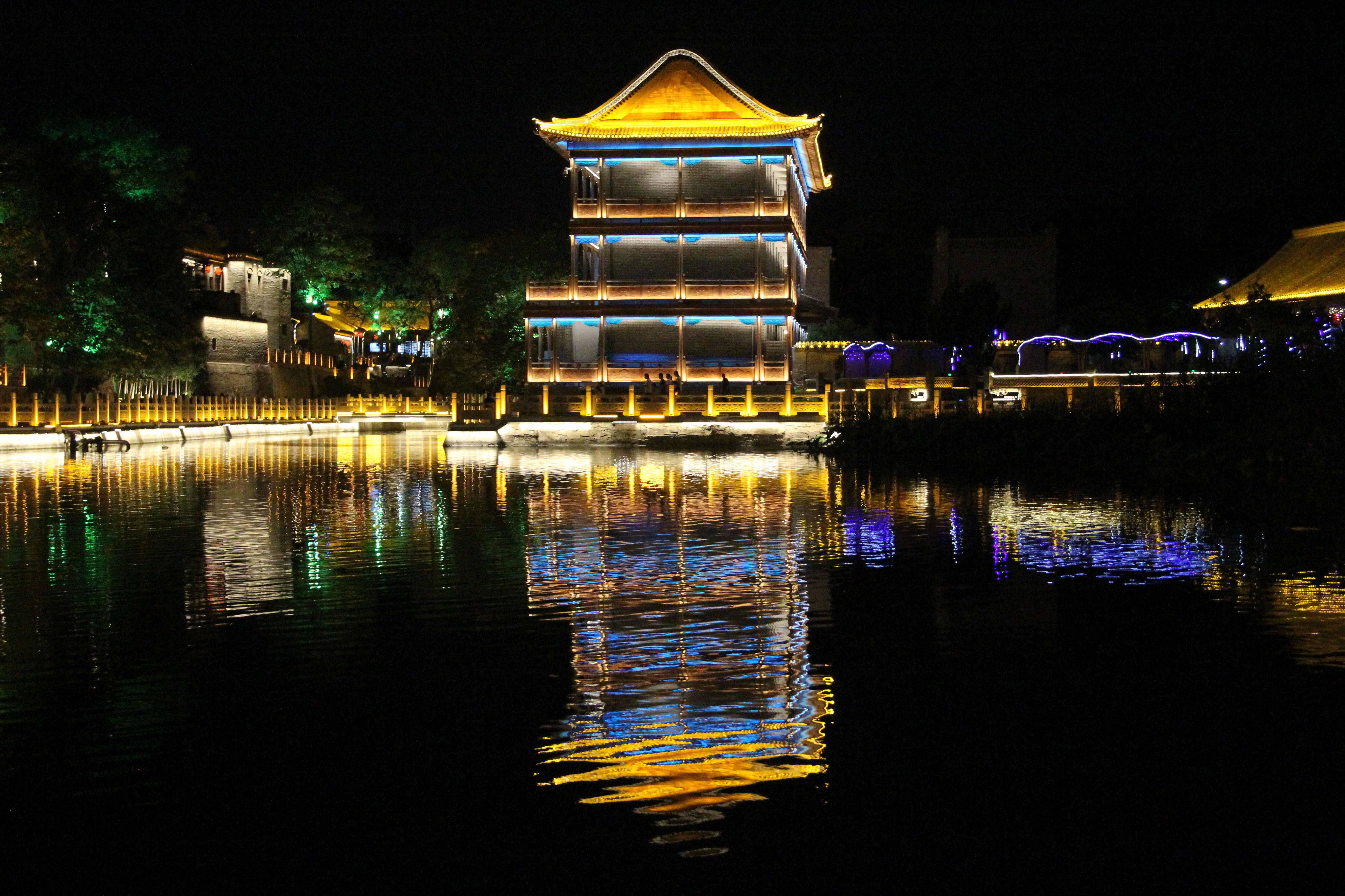 盛夏彰德府古城夜色