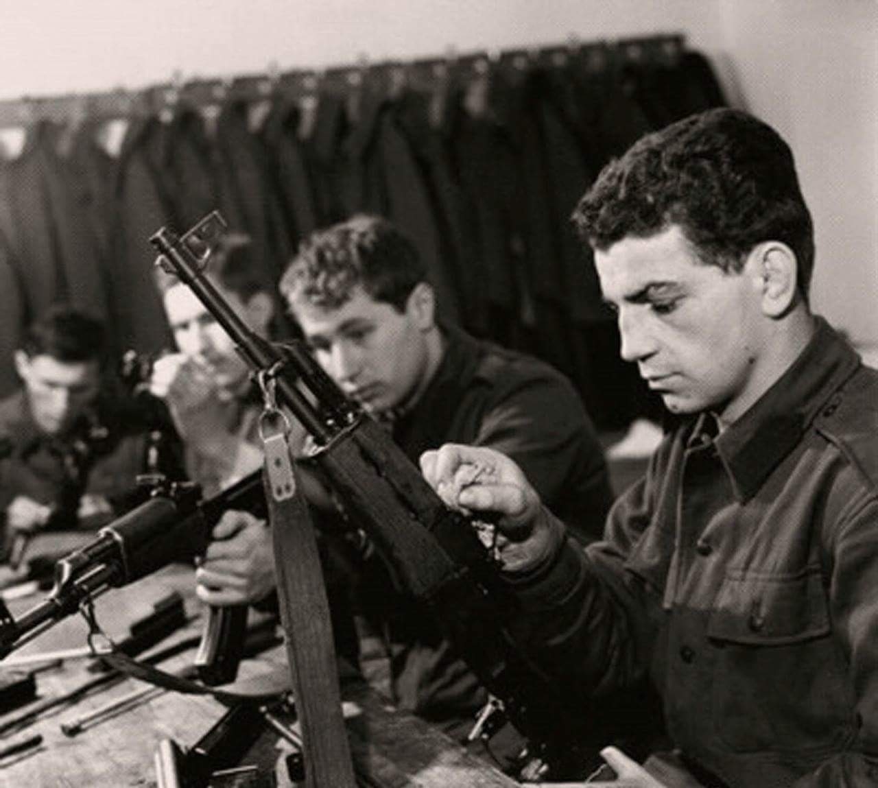 英雄山巡游者——匈牙利人民军