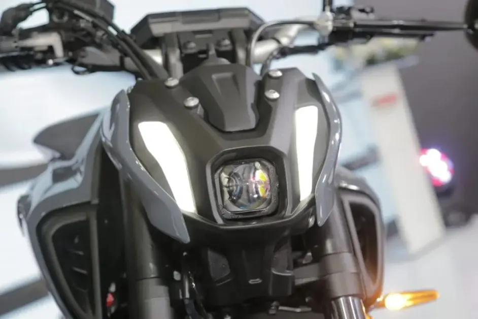 21雅马哈mt 07 Mt 09 外观整形 增加配置 哔哩哔哩