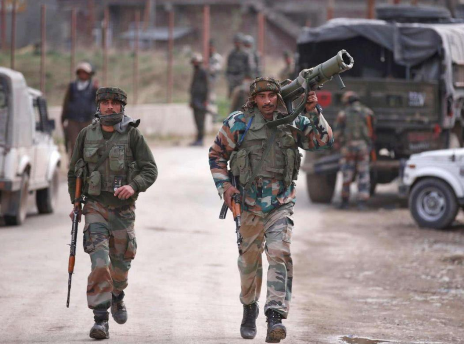 一张边境卫星图吓坏印度,莫迪一夜未眠,发警告称:这是军事侵略