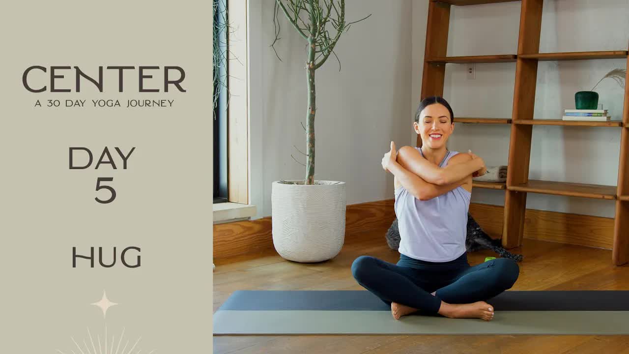 【Yoga With Adriene】Adriene月度瑜伽计划-2023年01月30天全训练，主题CENTER！ - 哔哩哔哩