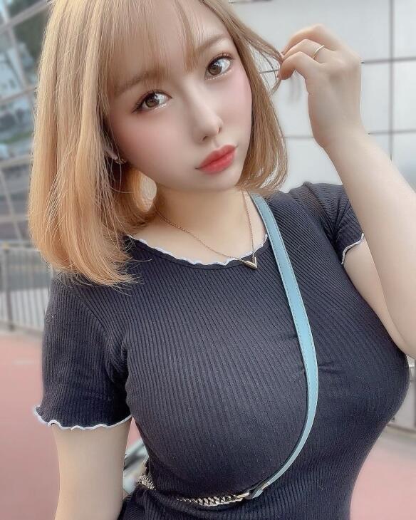每天分享一个美女——五条恋 - 哔哩哔哩