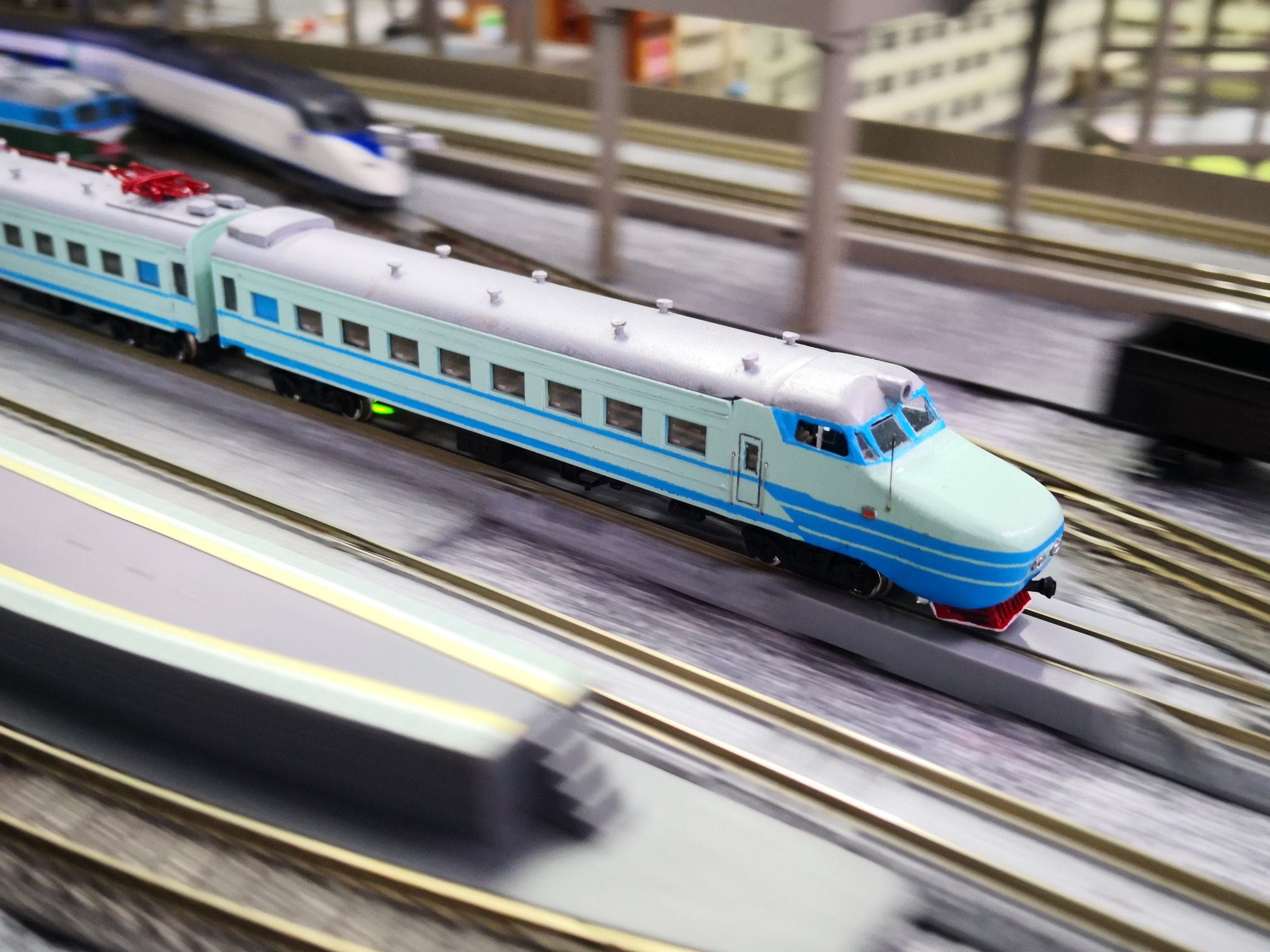 朝鲜唯一的动车：主体号 哔哩哔哩