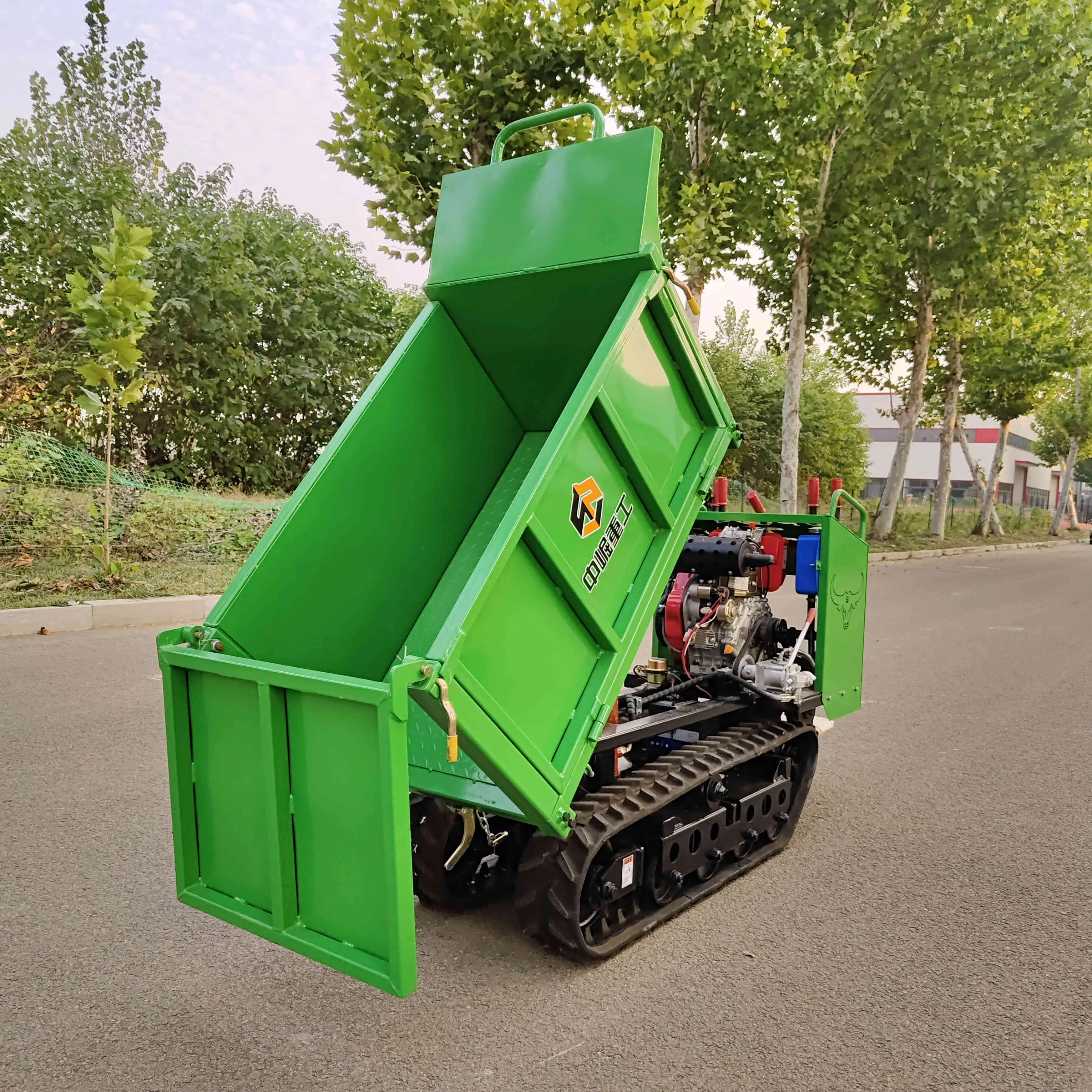 1吨履带运输车 爬爬车 橡胶爬山虎 拉木材农机 雪山草地运输车 来样