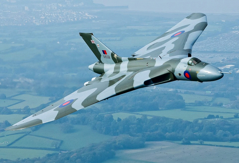 战斗机高清大图(英国飞机)