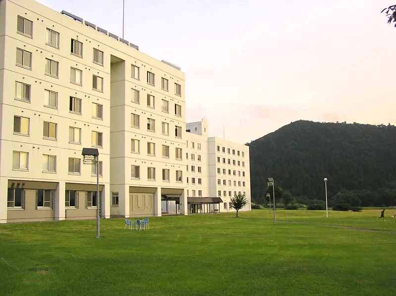 柠檬研 日本国际大学iuj学费和生活费是多少 哔哩哔哩