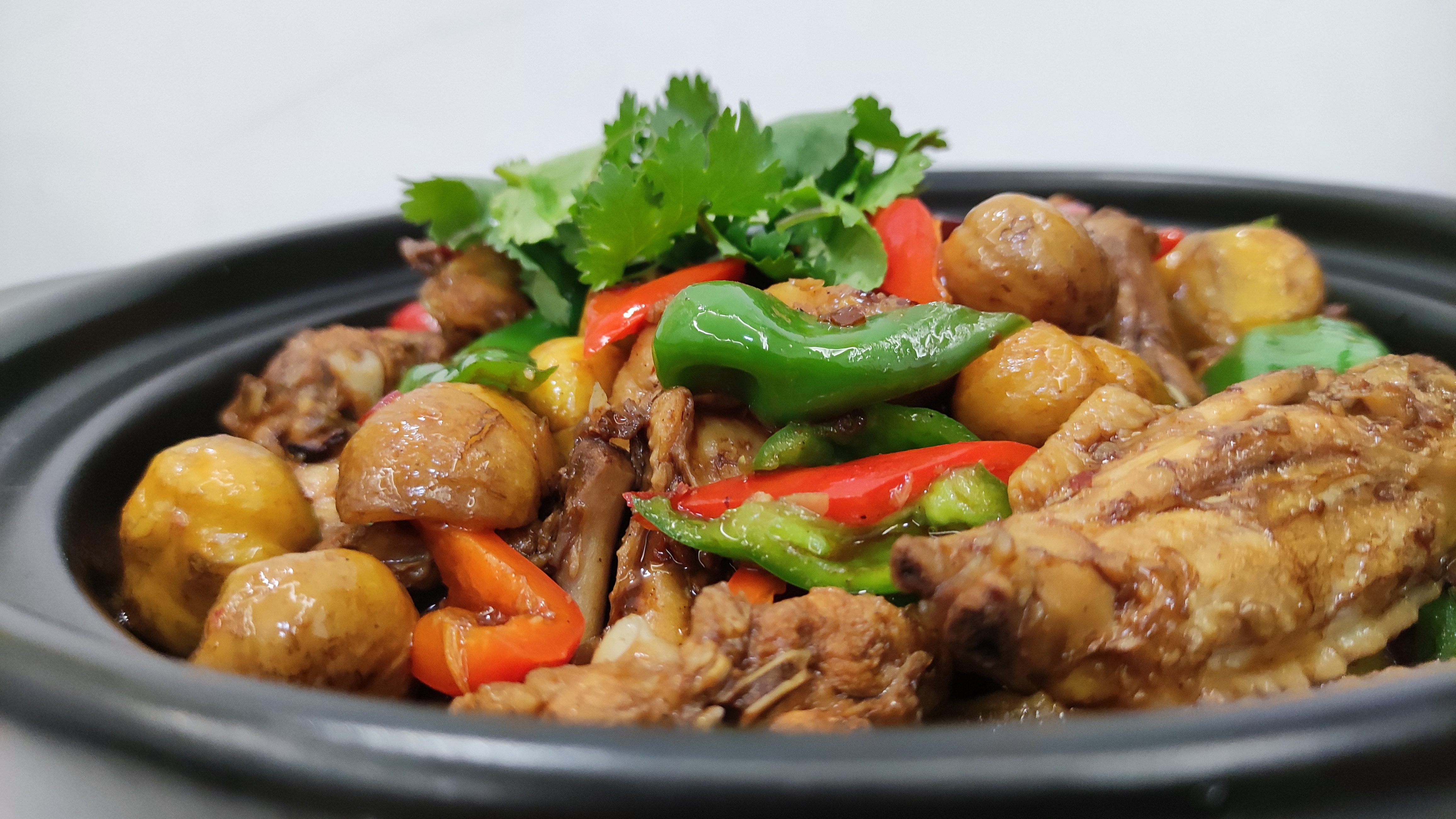 23年一级大厨分享板栗烧鸡,全程不加一滴水,板栗香甜鸡肉鲜而不柴