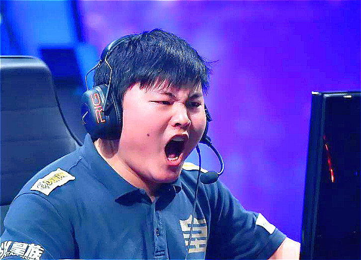 大魔王当年在lck赛区与宿敌岳伦的"双劫之战"中,残血秀翻满血岳伦一战