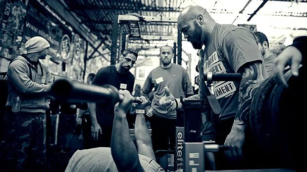 喜欢争论的东西,往往被证实毫无意义!满瓶不响