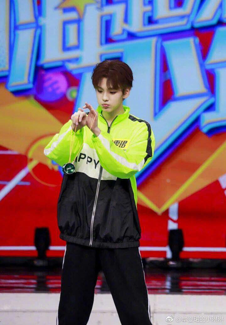 (毕雯珺×你)别自讨没趣了,反正她是我的