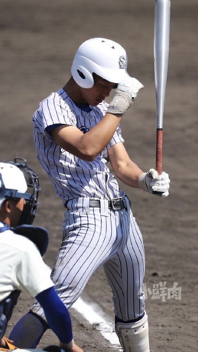 日本棒球小哥生图硬照一览这看点不输宁泽涛陈艾森