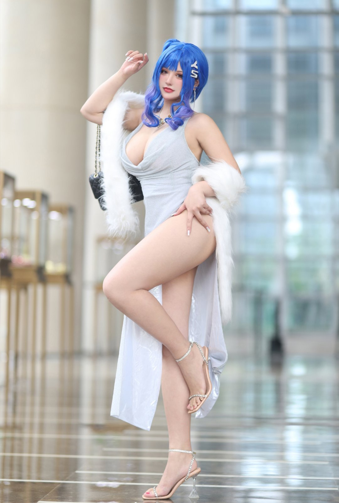 夏鸽鸽不想起床碧蓝航线圣姨cosplay2