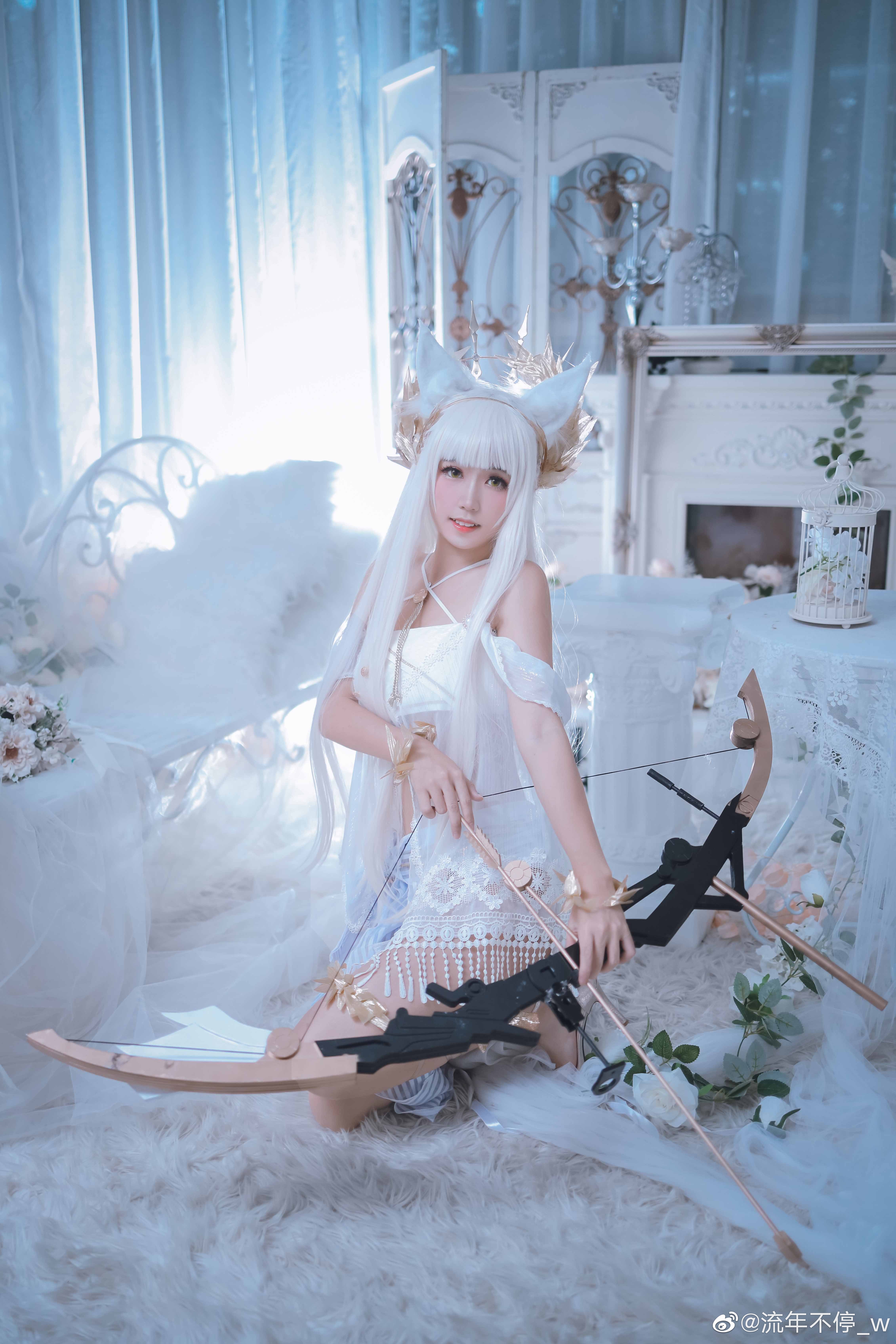 cos |《明日方舟》白金 仙气满满!ヾ(≥▽≤*)o