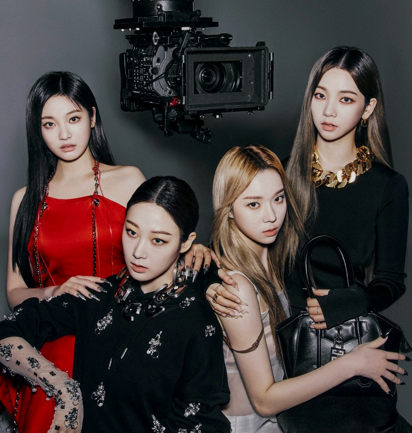 【aespa声破天新突破】新曲《next level》进入全球榜单前200名!